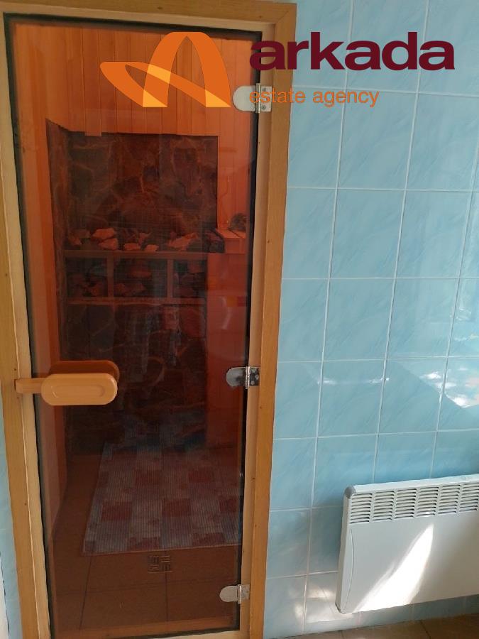 Дачний будинок в Дем’яновому Лазі