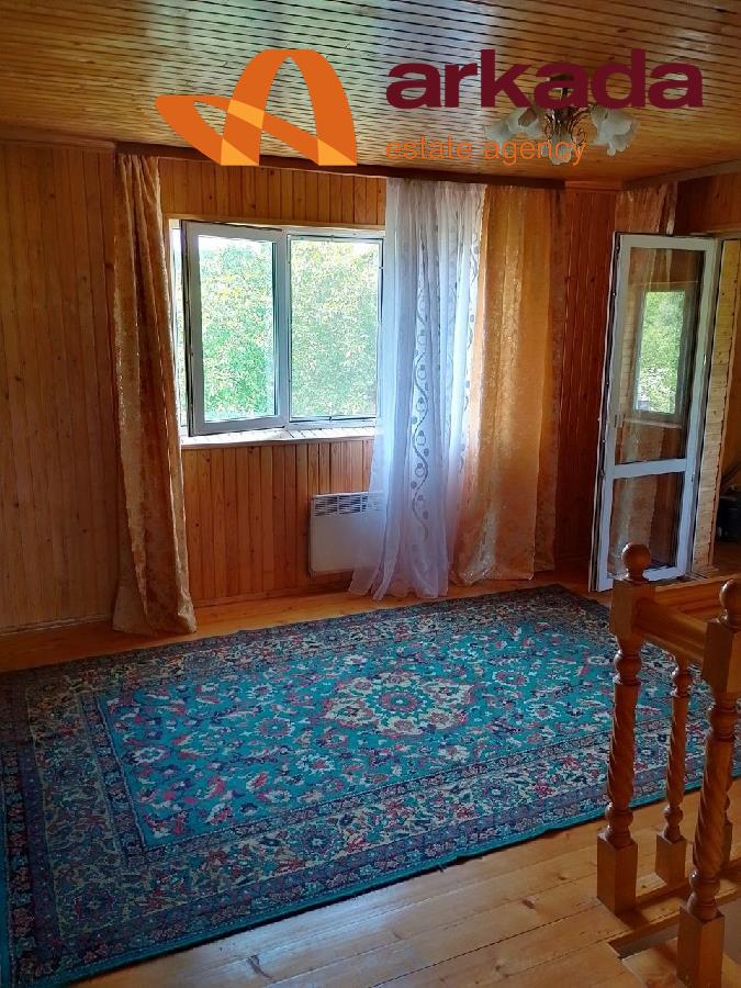 Дачний будинок в Дем’яновому Лазі