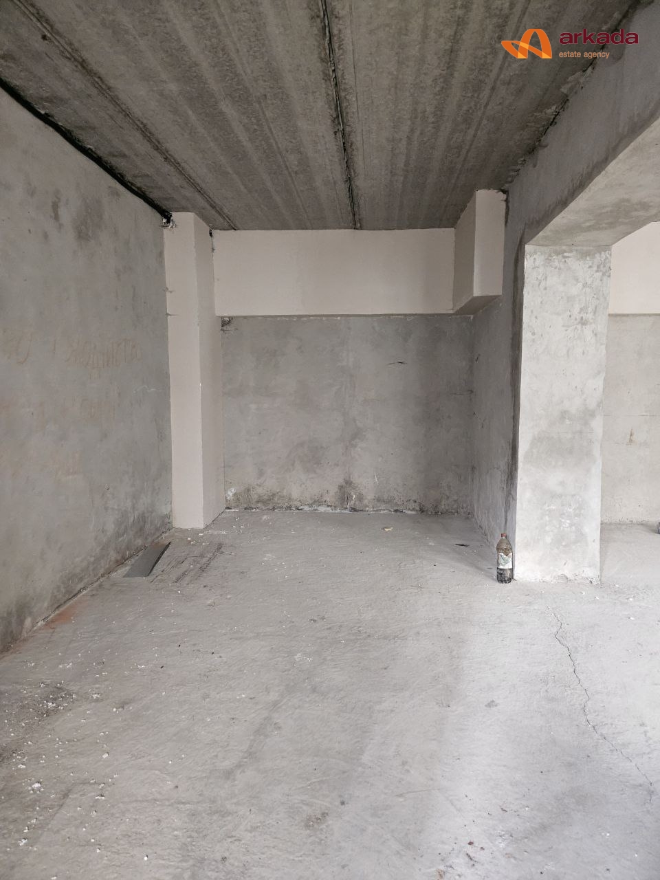 Комерційне приміщення, по вул Мельника 10