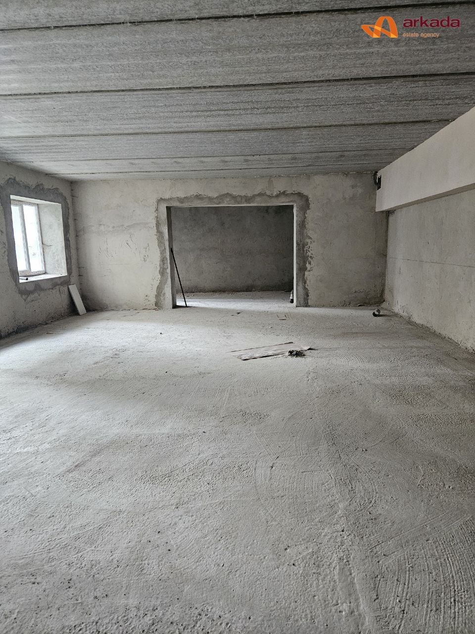 Комерційне приміщення, по вул Мельника 10