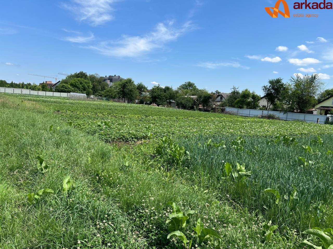 ПРОДАЄТЬСЯ земельна ділянка в передмісті Івано-Франківська, Чукалівка.