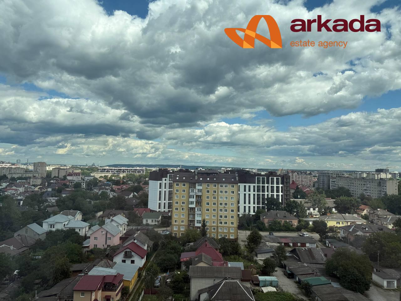 Трикімнатна квартира у ЖК Манхеттен.