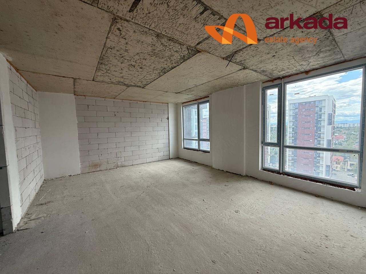 Трикімнатна квартира у ЖК Манхеттен.