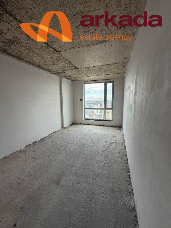 Трикімнатна квартира у ЖК Манхеттен.