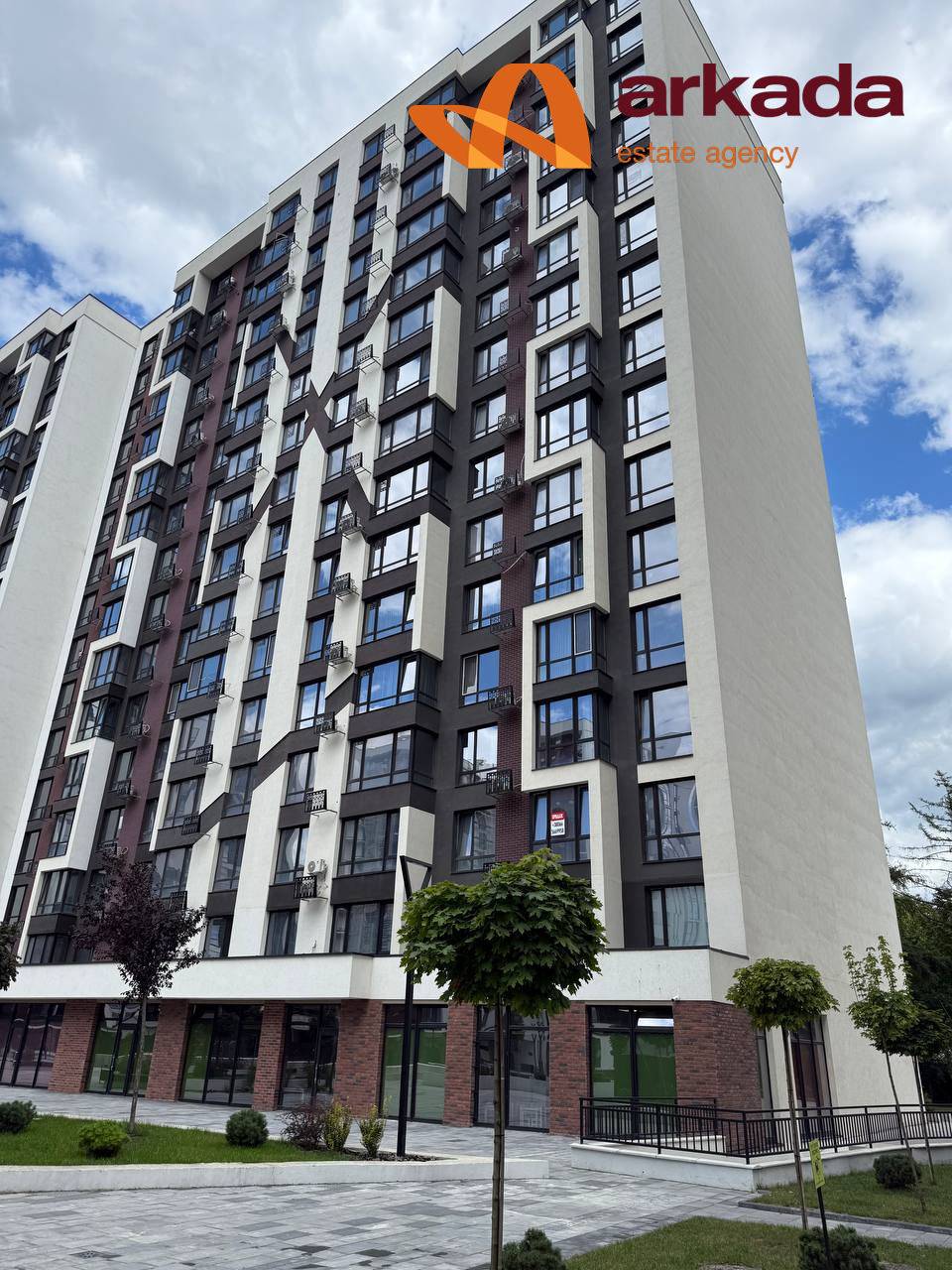 Трикімнатна квартира у ЖК Манхеттен.