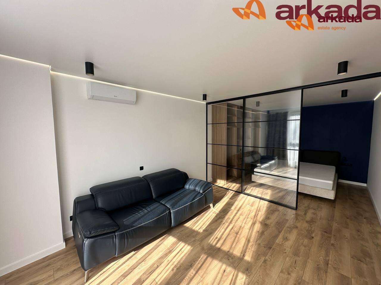 Продаж квартири з ремонтом  у будинку бізнес -класу