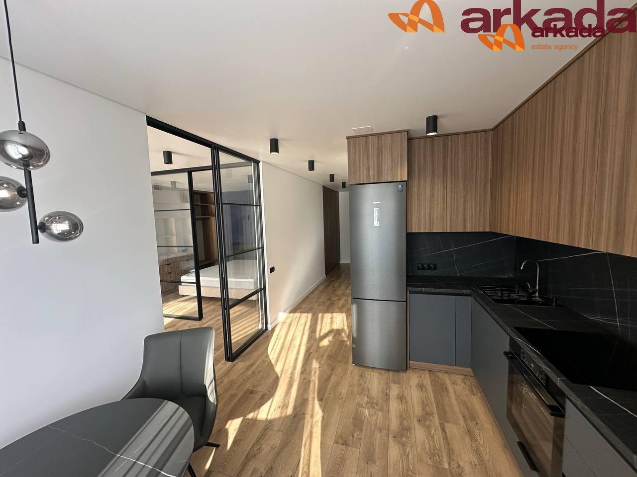 Продаж квартири з ремонтом  у будинку бізнес -класу