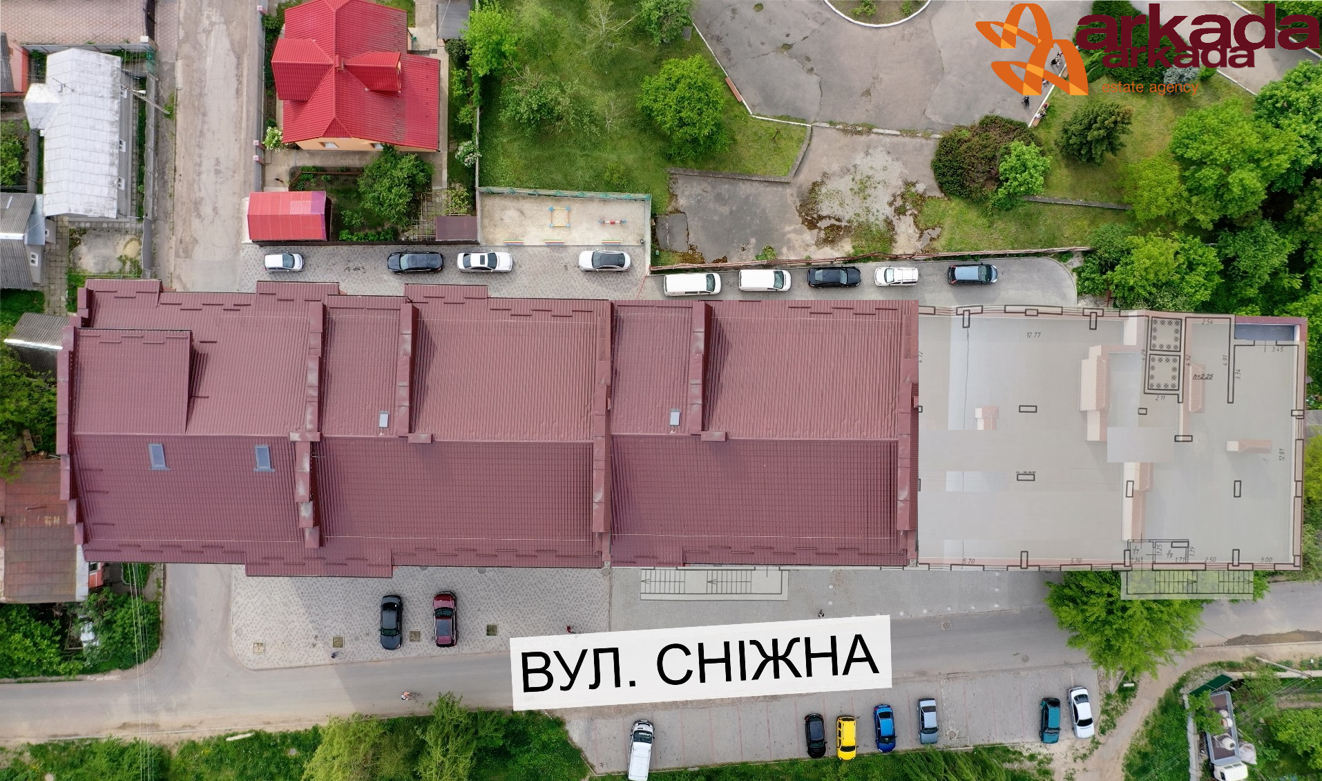 Комерційне приміщення вул. Сніжна – Берегова біля ІФНТУНГ напівцоколь