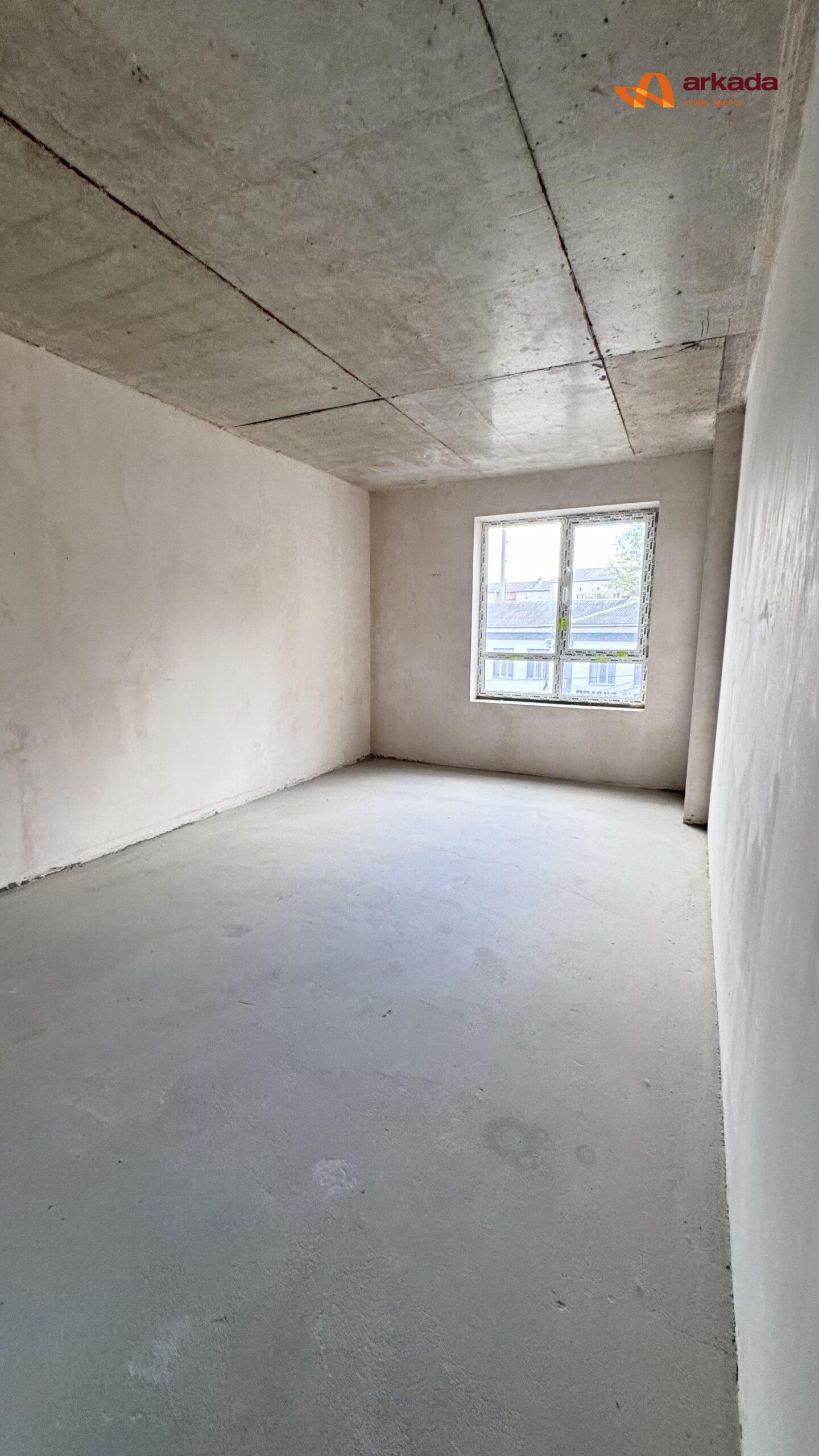 Продаж 2 кім. квартири по вул.Бельведерська в зданому будинку