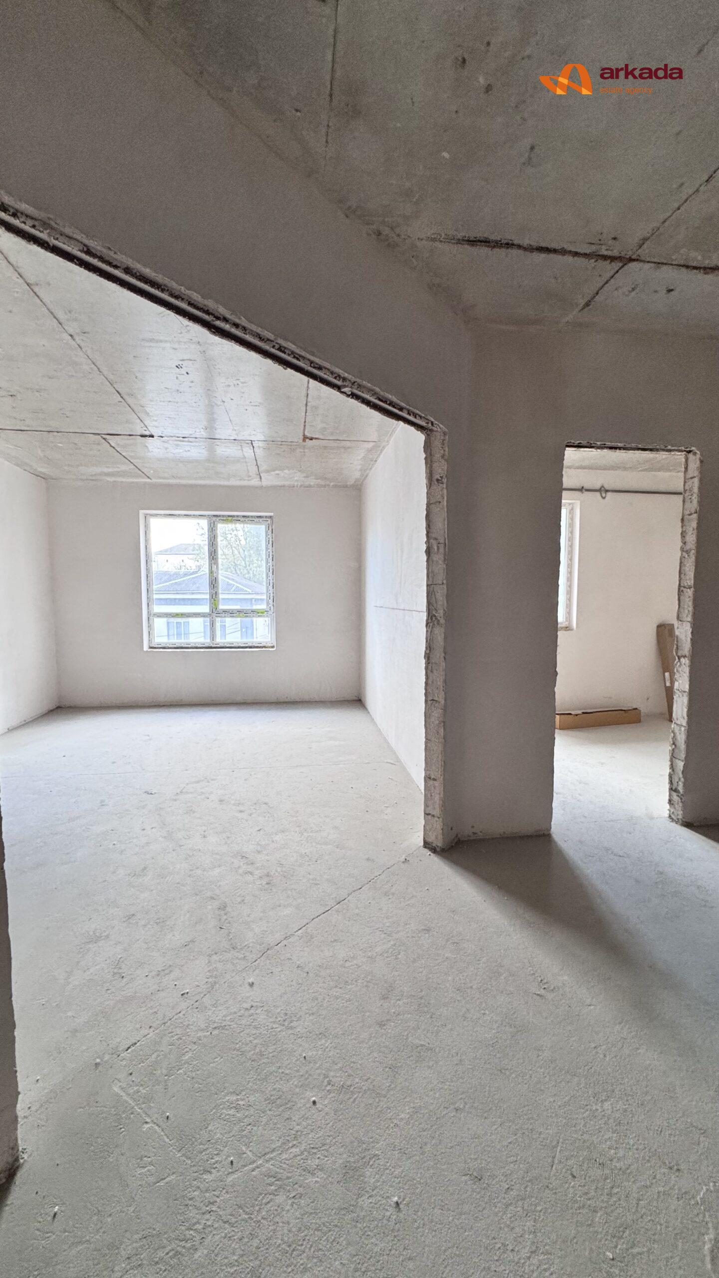 Продаж 2 кім. квартири по вул.Бельведерська в зданому будинку