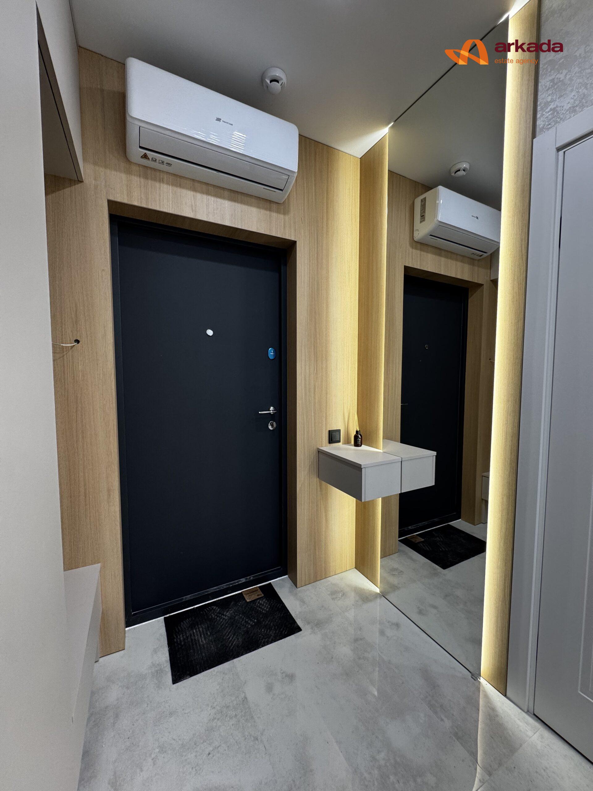 1-кімнатна квартира біля міського озера – ЖК Manhattan!