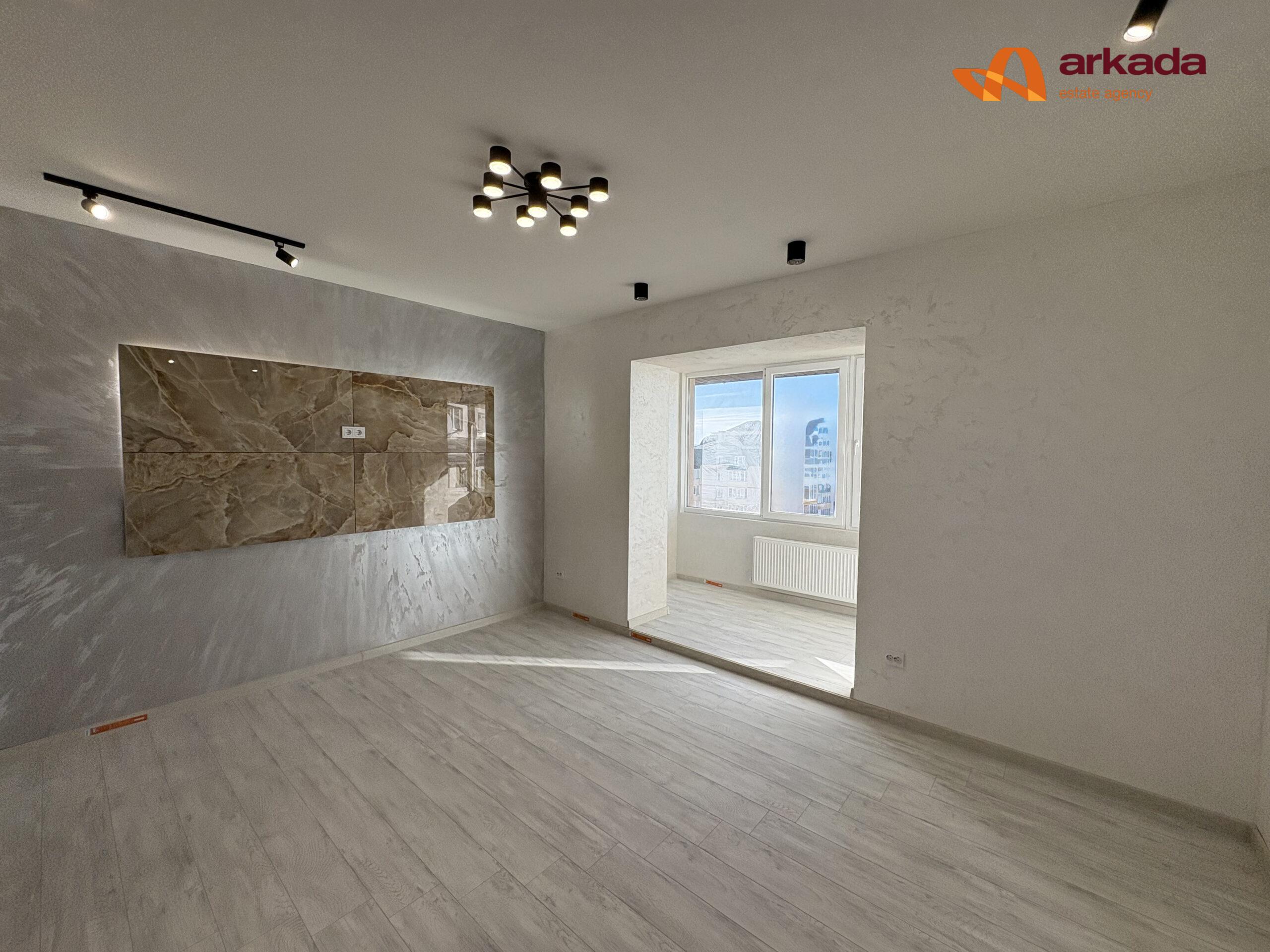 Дворівнева квартира в новобудові у Пасічній