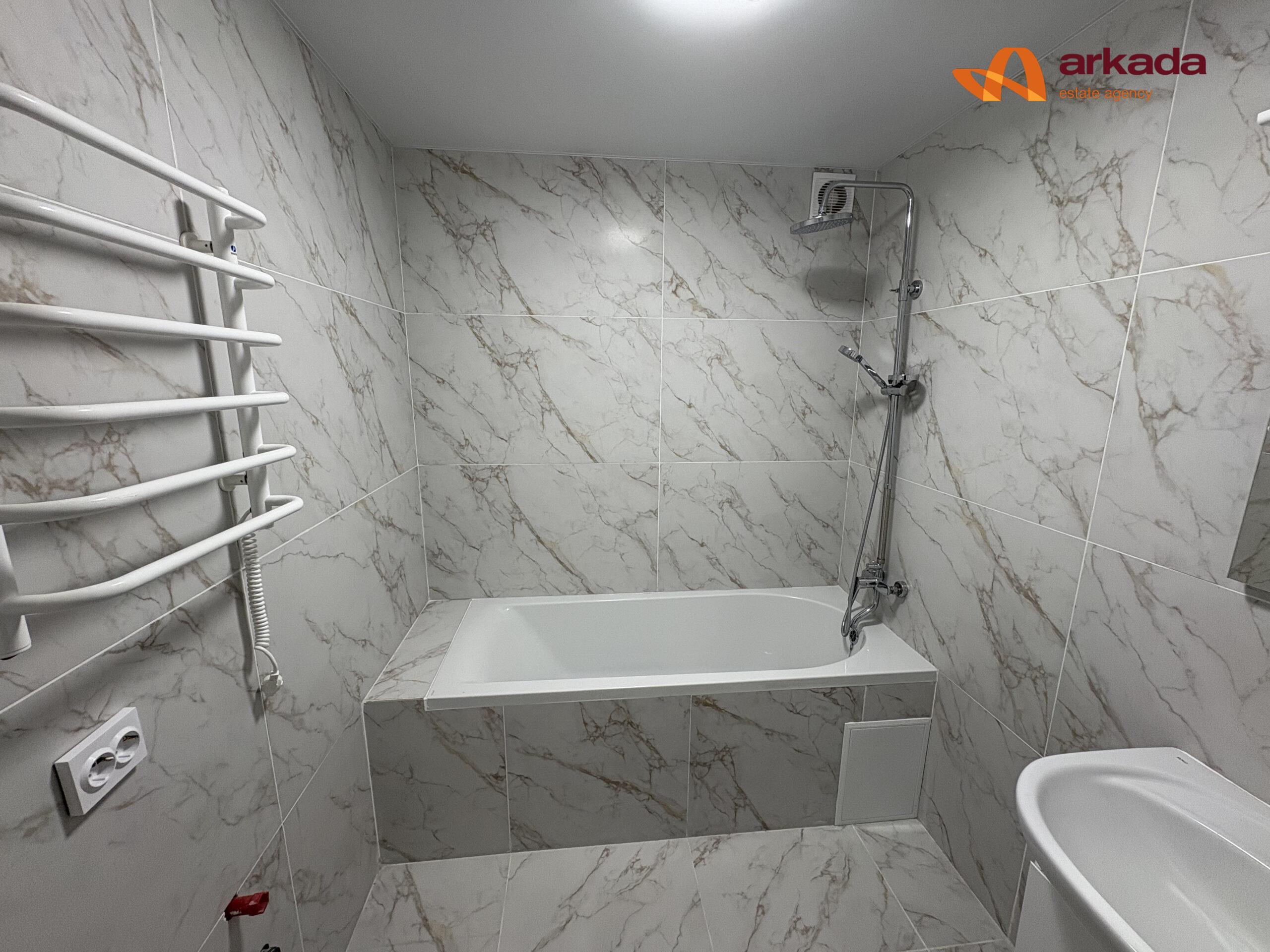 Дворівнева квартира в новобудові у Пасічній