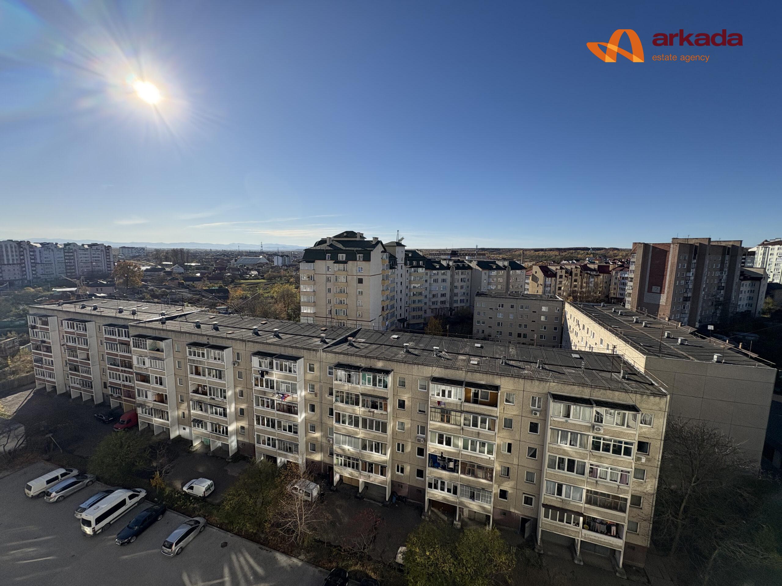 Дворівнева квартира в новобудові у Пасічній