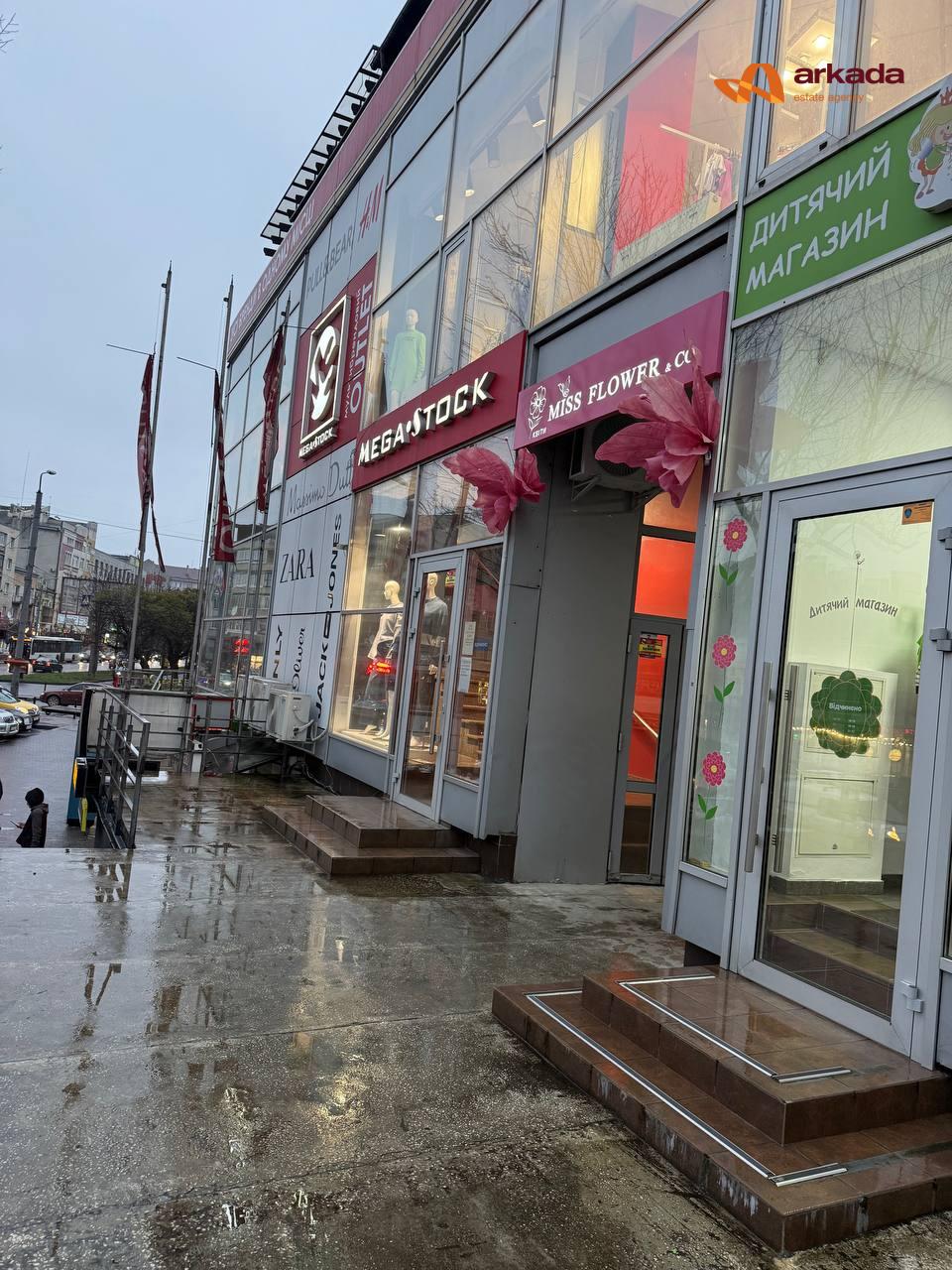 Комерційне приміщення в центрі Івано – Франківська.