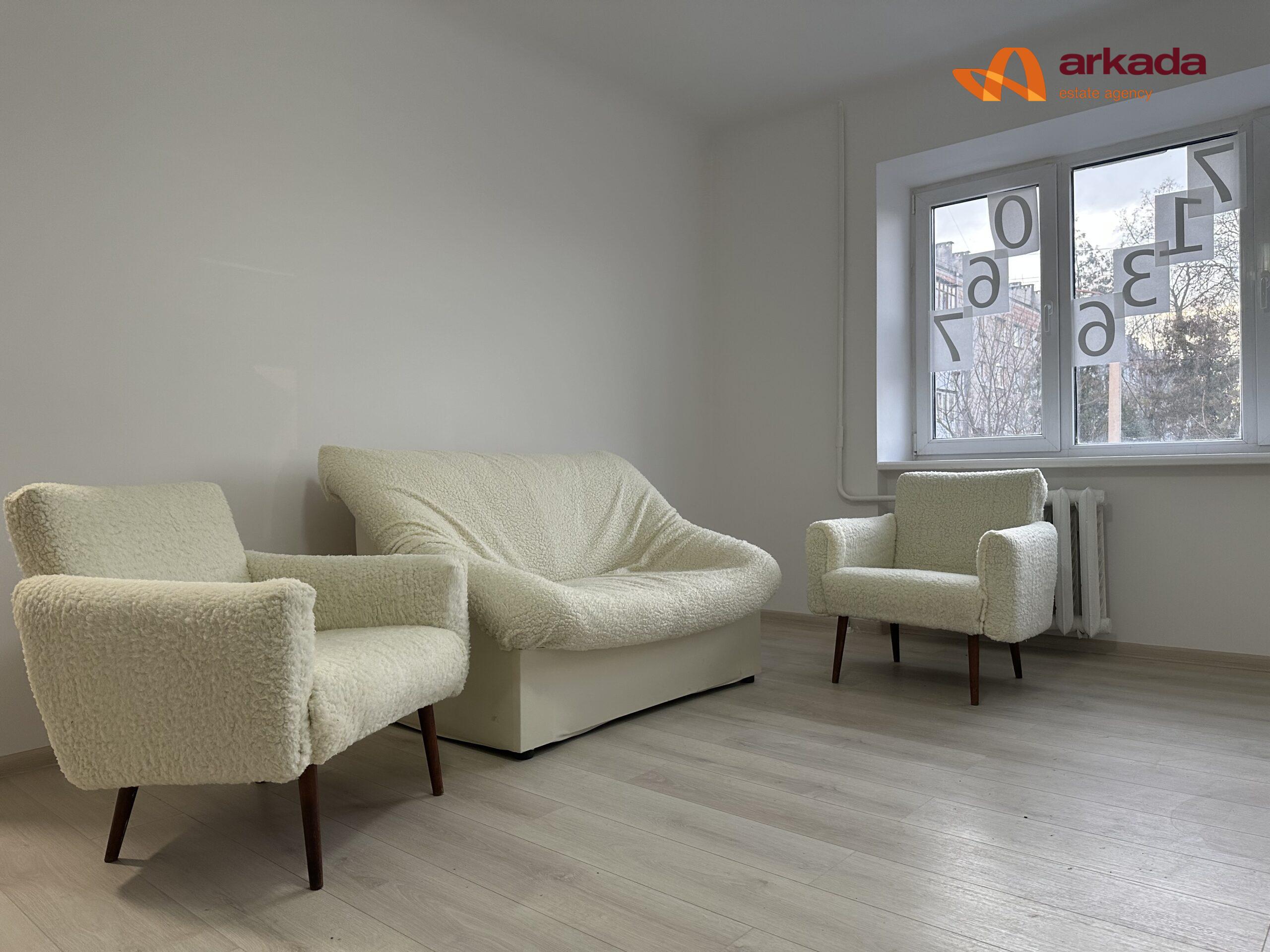 Продаж 3-кімнатної квартири по Набережній Василя Стефаника