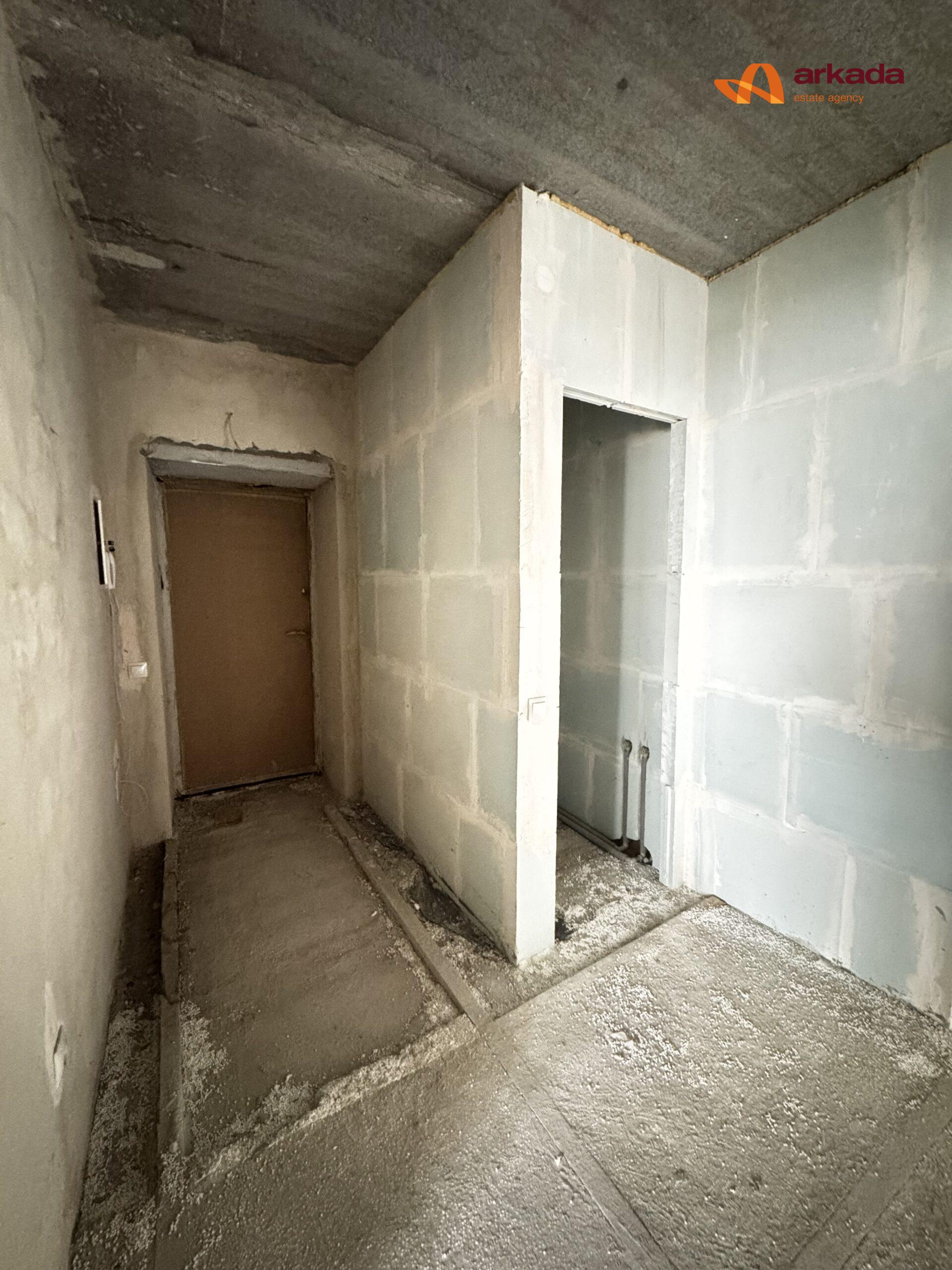 2кім здана під ремонт, вул.Хіміків