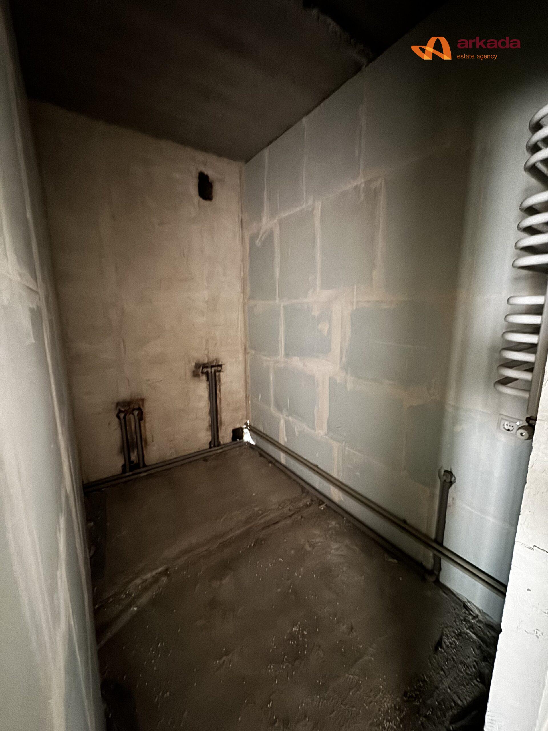 2кім здана під ремонт, вул.Хіміків