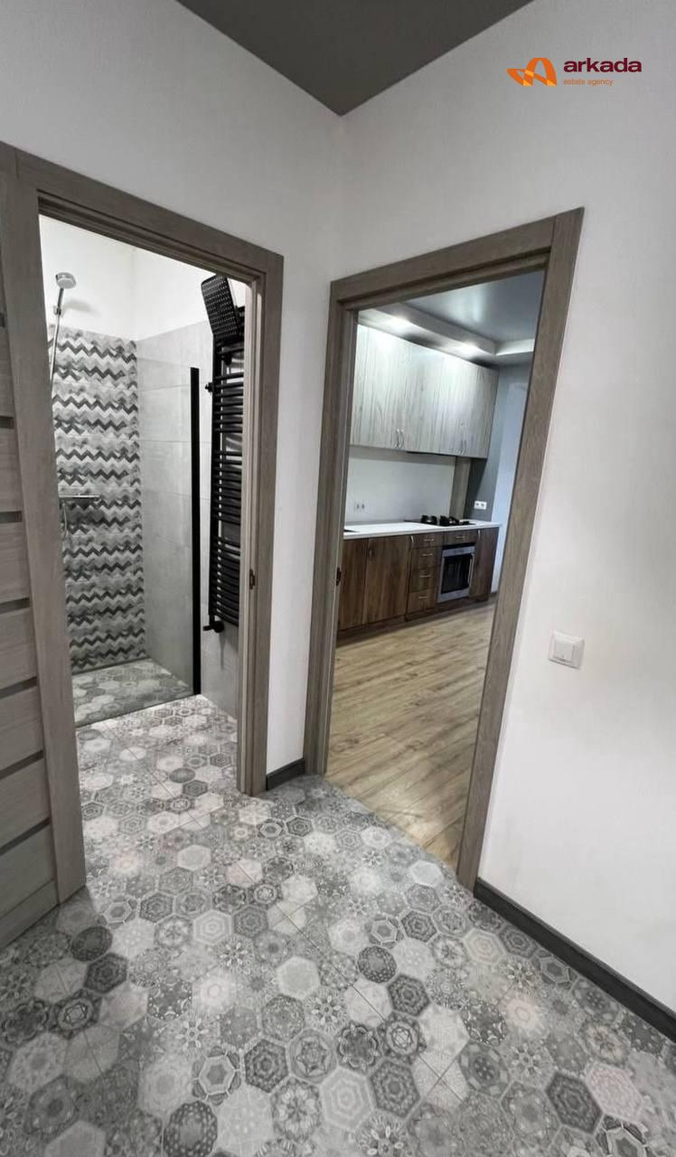 1кім студійка в центрі, вул.Мельника