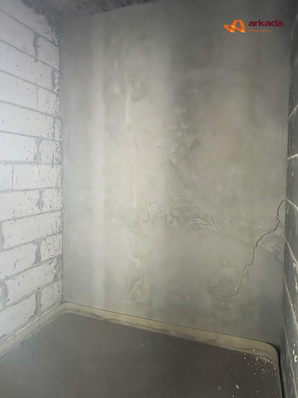 Продам 2 кім квартиру в центрі ЖК Квартал №5 на 3 поверсі з наповненням ( котел . лічільник , тепла підлога, стяжка )