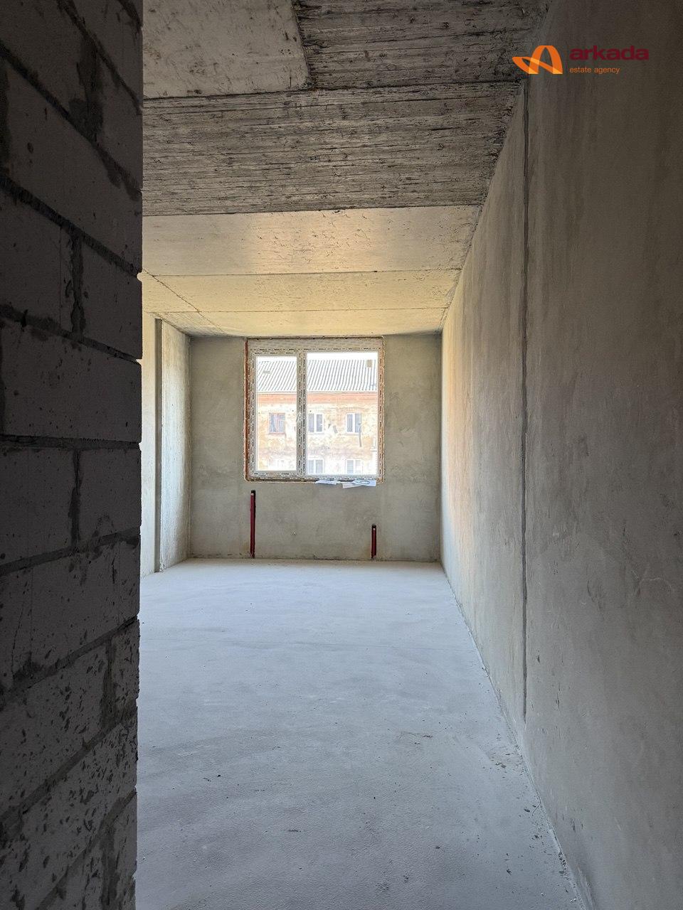 Продам 2 кім двосторонню квартиру в центрі на 3 поверсі ЖК КВАРТАЛ №5