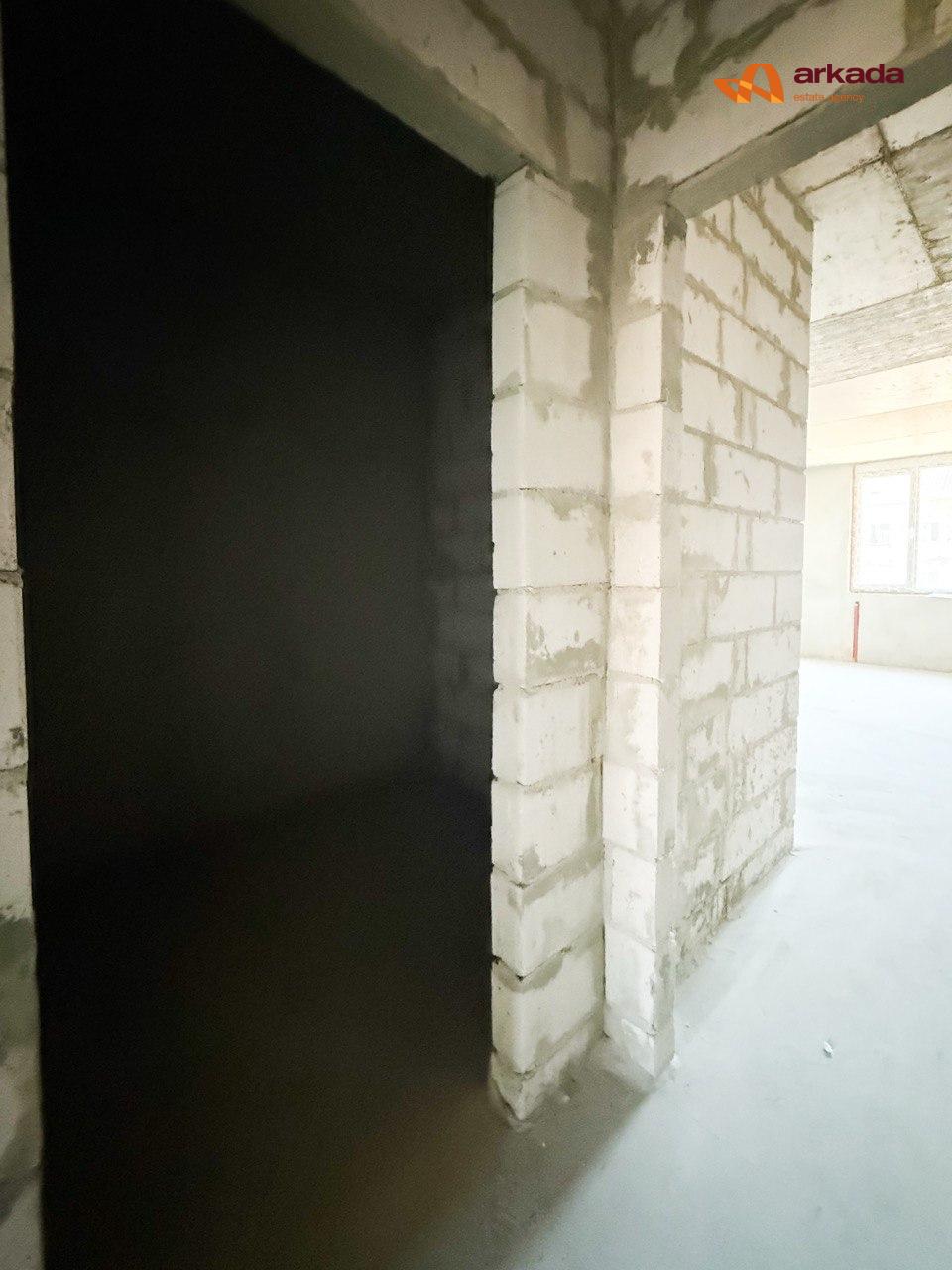 Продам 2 кім двосторонню квартиру в центрі на 3 поверсі ЖК КВАРТАЛ №5