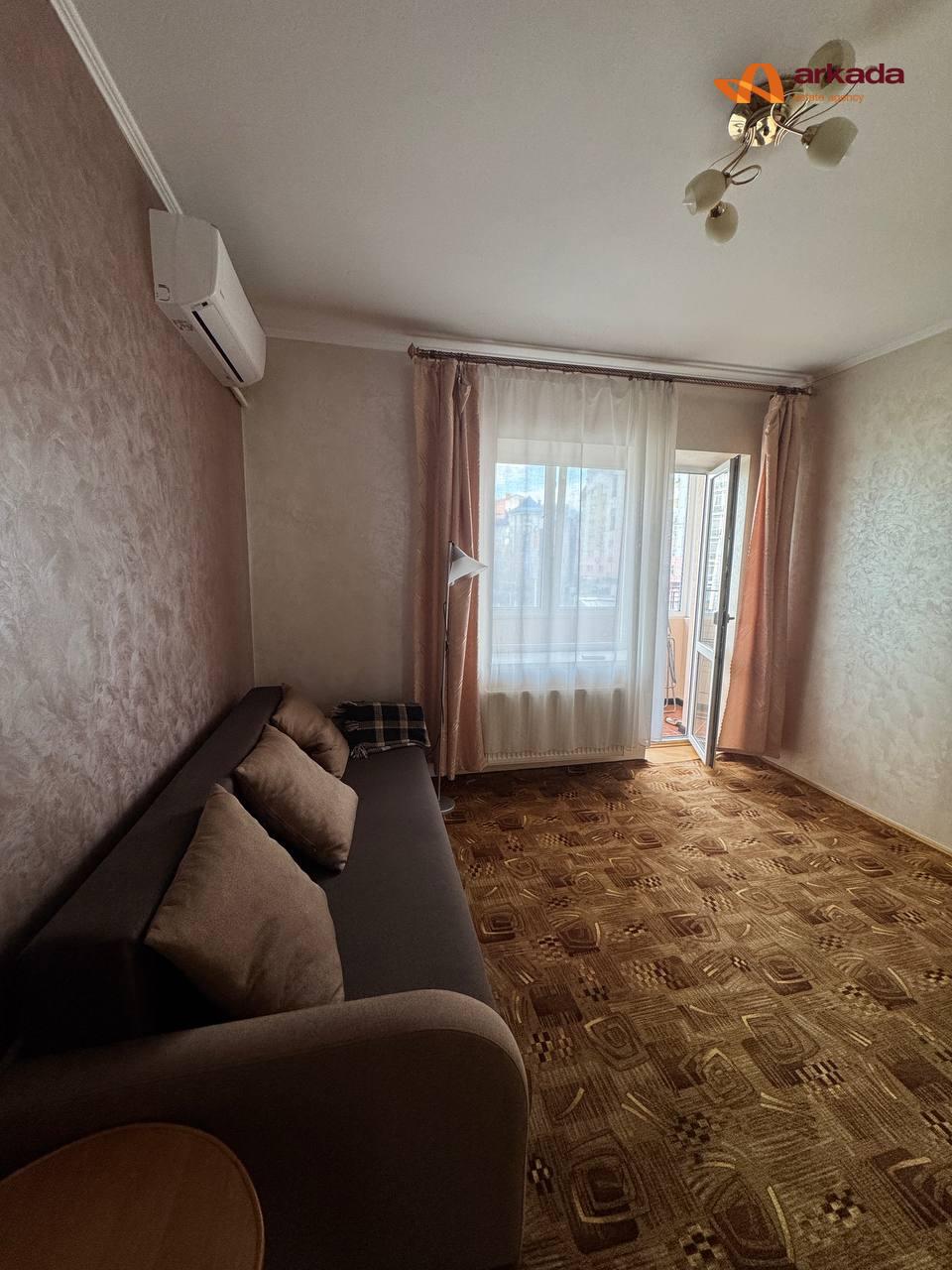 Оренда 2 кімнатної квартири Центр Південний Бульвар з великою терасою