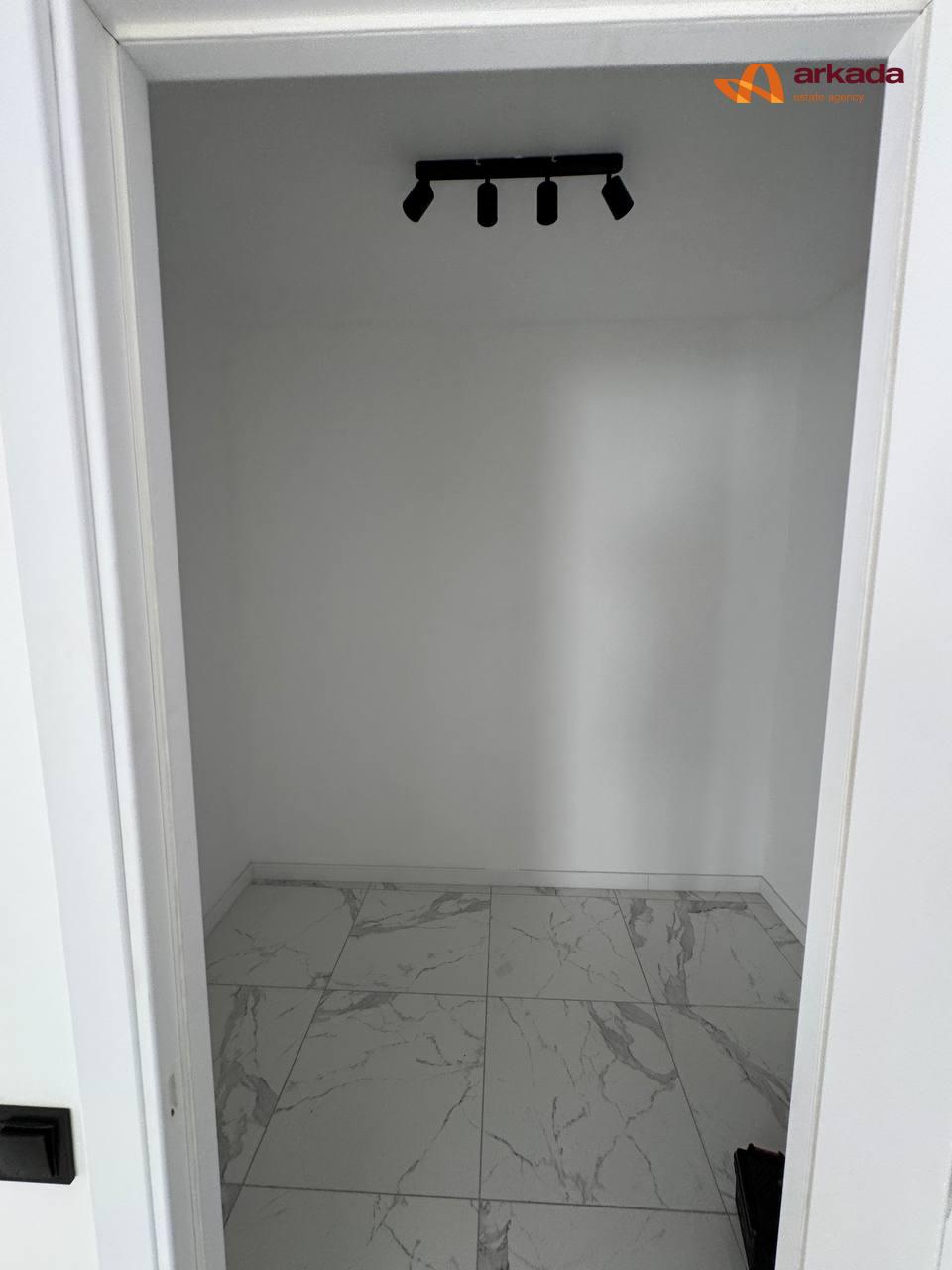 Продаж 2к квартири  ЖК Комфорт Парк  з ремонтом