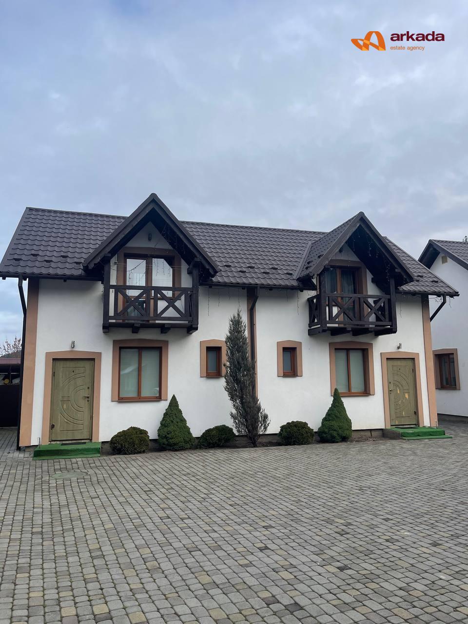 Продаж ресторанного комплексу з котеджами