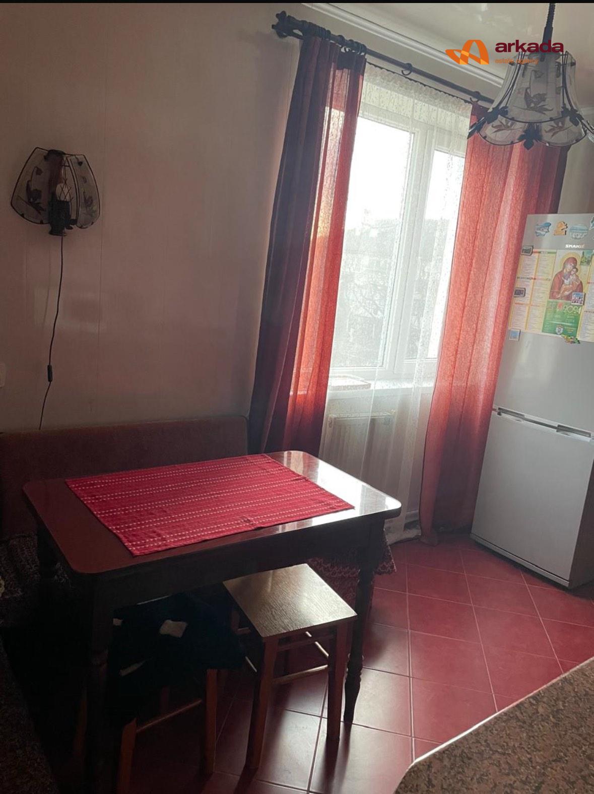 Продаж просторої 5-кім квартири (будинок елітного типу на 4 квартири) м. Тлумач!