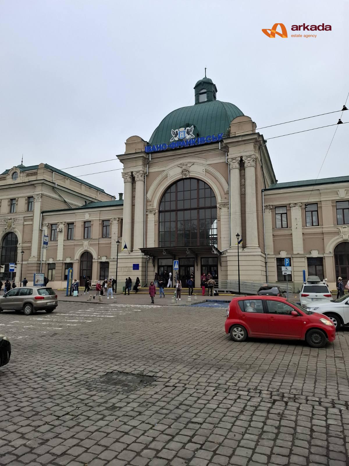 Продаю приміщення 137м2. Центр/Вокзал/Перехрестя!!!