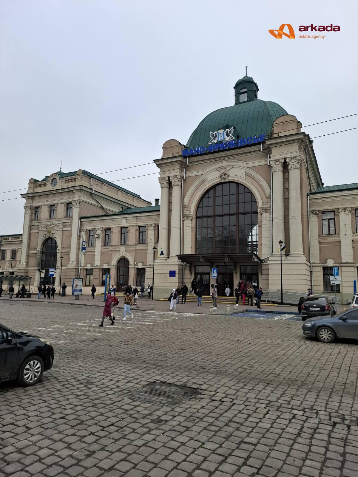 Продаю приміщення 160м2. Центр/Вокзал/Перехрестя!!!