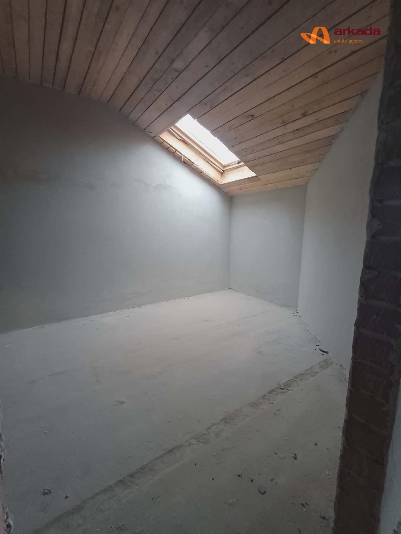 Продаж 1-кімнатна квартира Містечко Центральне