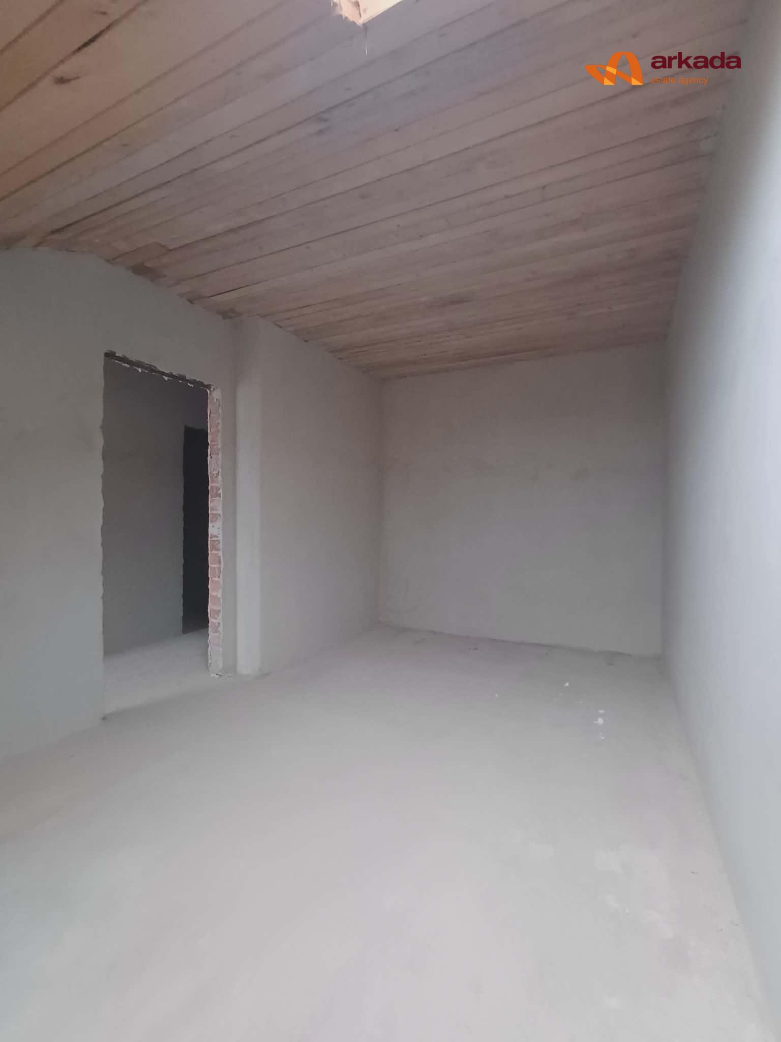 Продаж 1-кімнатна квартира Містечко Центральне