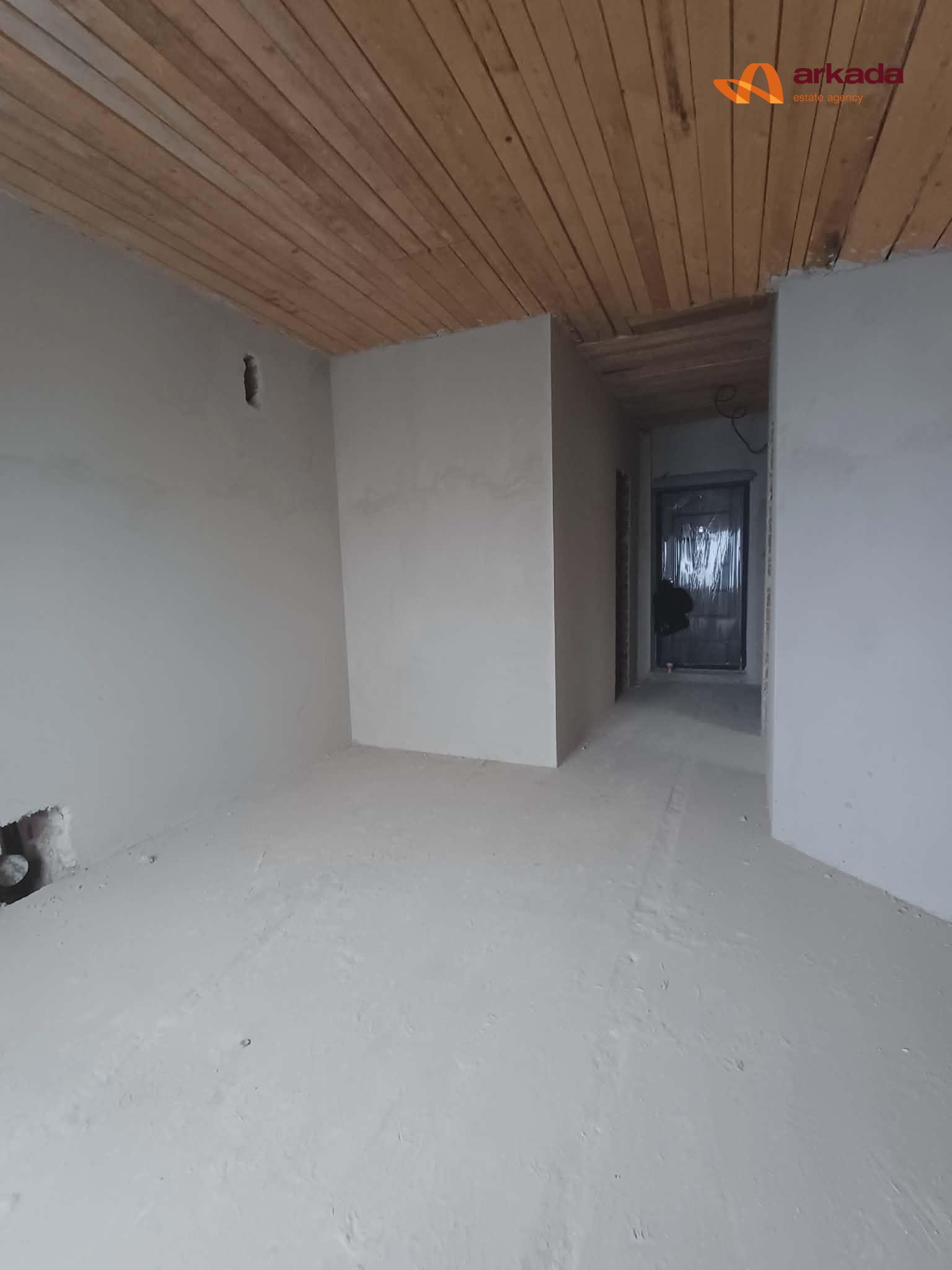 Продаж 1-кімнатна квартира Містечко Центральне