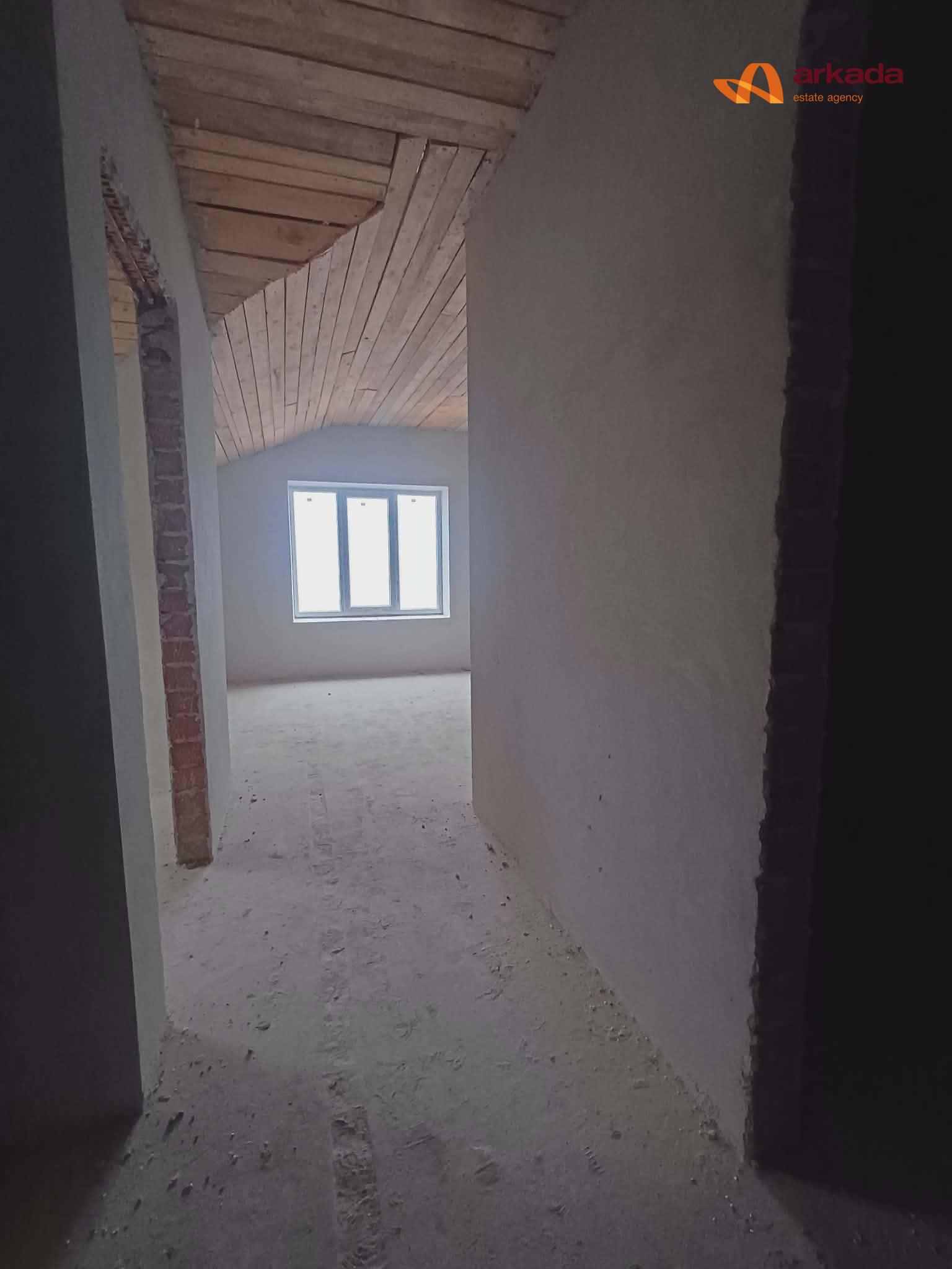 Продаж 1-кімнатна квартира Містечко Центральне