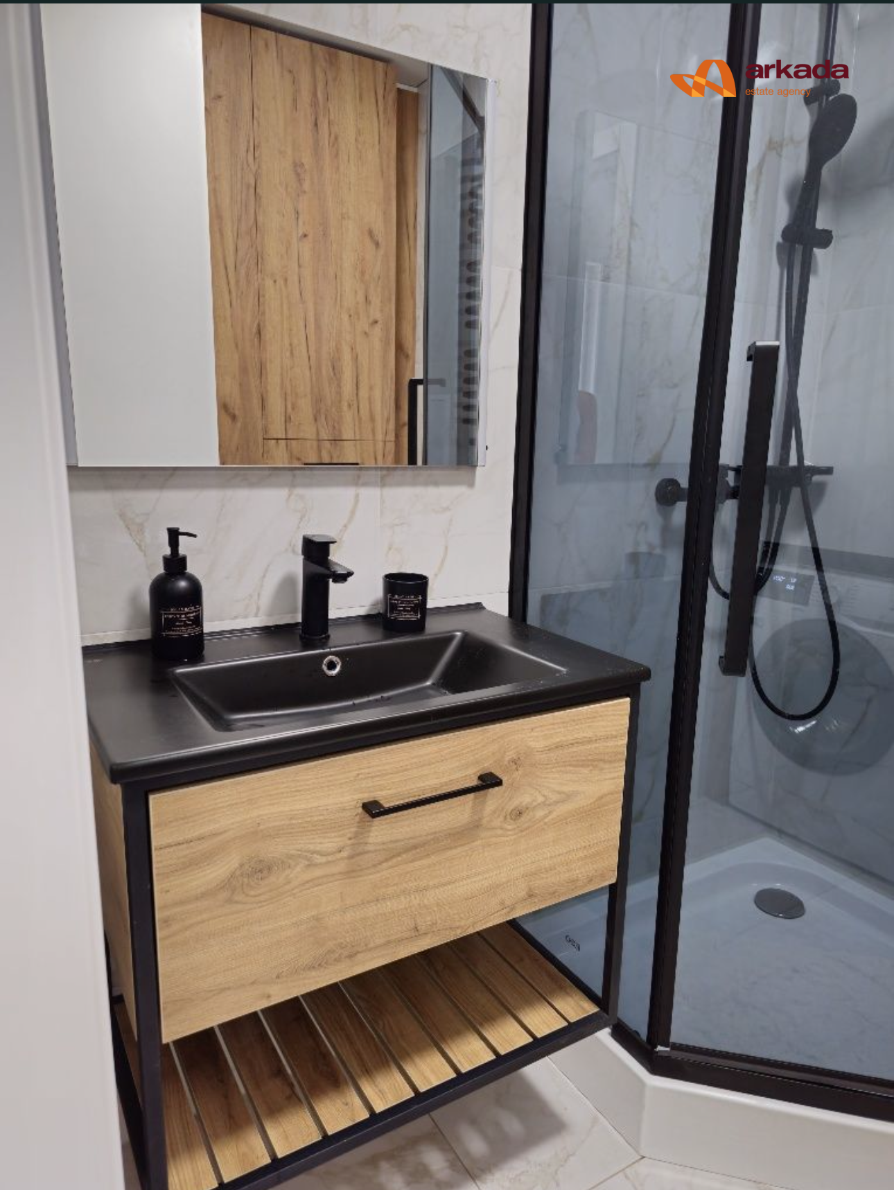 Продаж 1кым Квартири ЖК “Озеро”