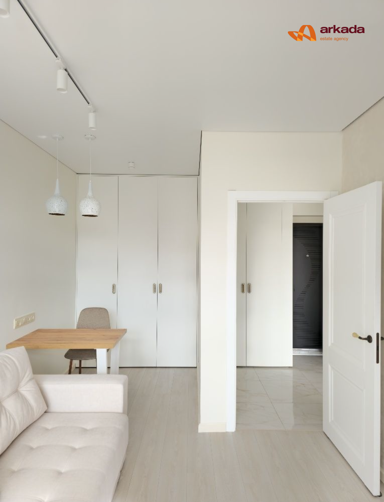 Продаж 1кым Квартири ЖК “Озеро”