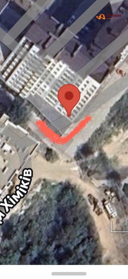 Продам фасадне  комерційне приміщення вільного призначення формату open space заг площею 1000