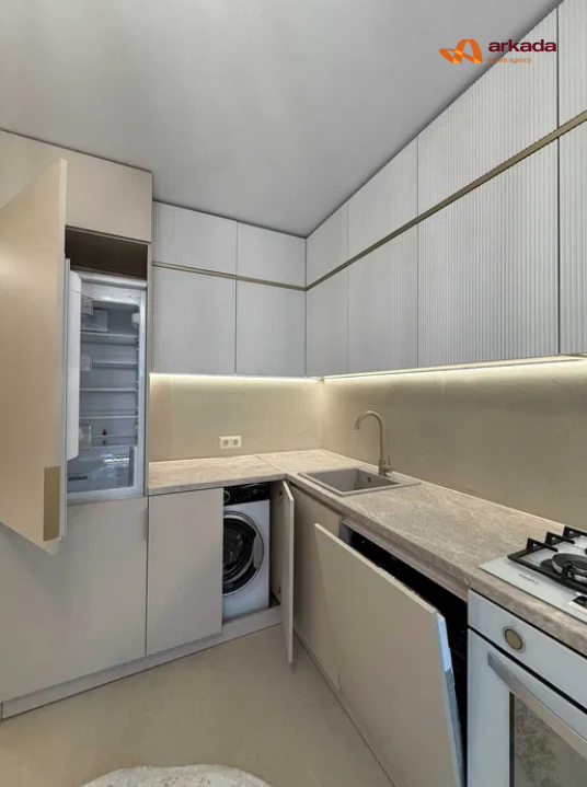 Квартира з дизайнерським ремонтом у житловому комплексі Family Plaza