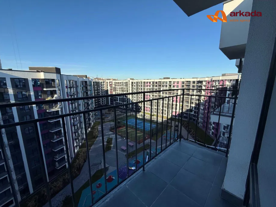 Квартира з дизайнерським ремонтом у житловому комплексі Family Plaza