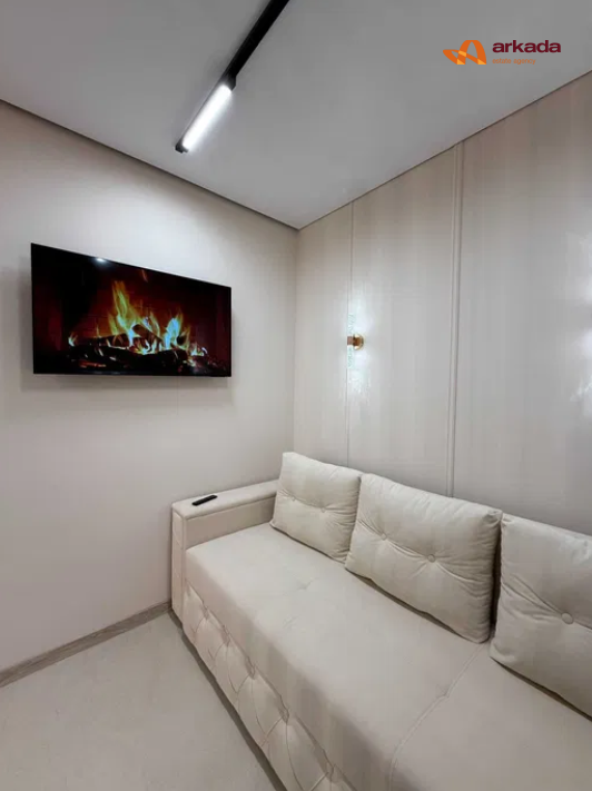 Квартира з дизайнерським ремонтом у житловому комплексі Family Plaza