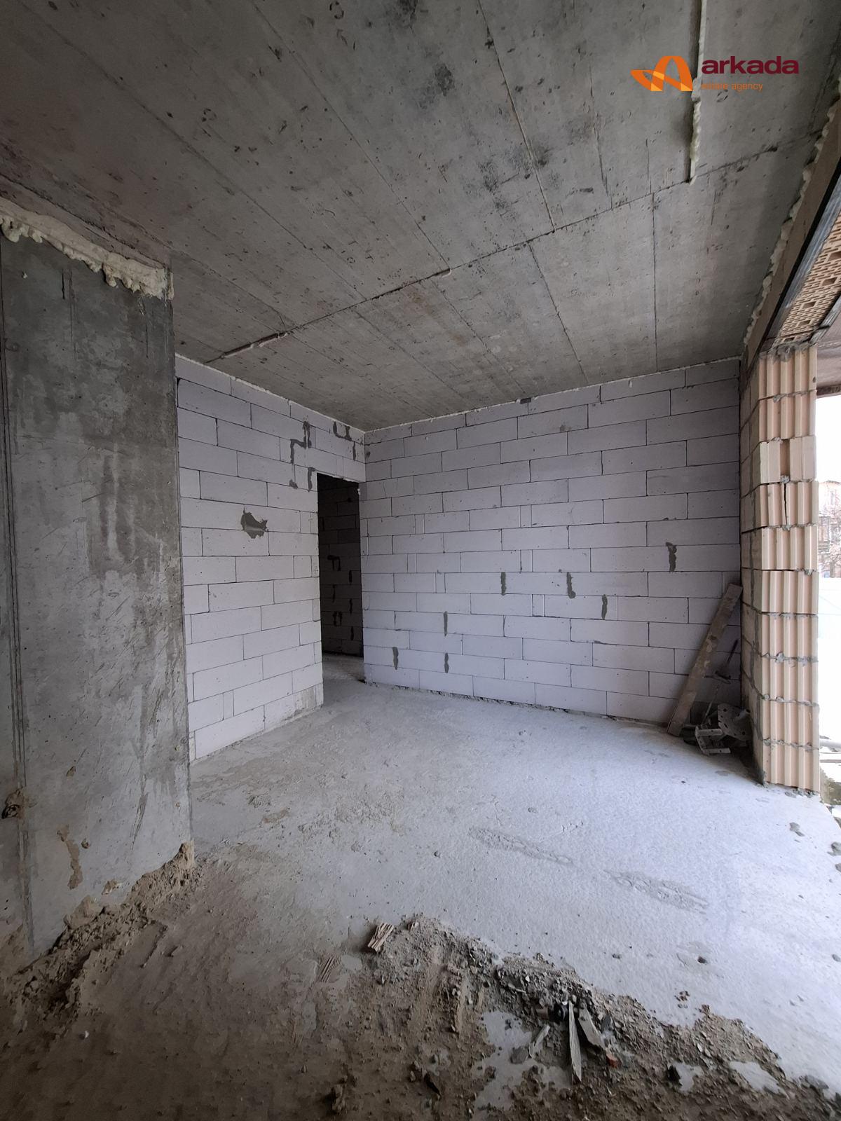 Продаю 1 кімнатну квартиру в клубному будинку бізнес класу. ЦЕНТР!!!