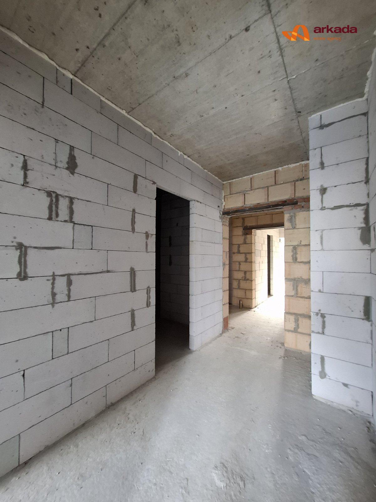 Продаю 1 кімнатну квартиру в клубному будинку бізнес класу. ЦЕНТР!!!