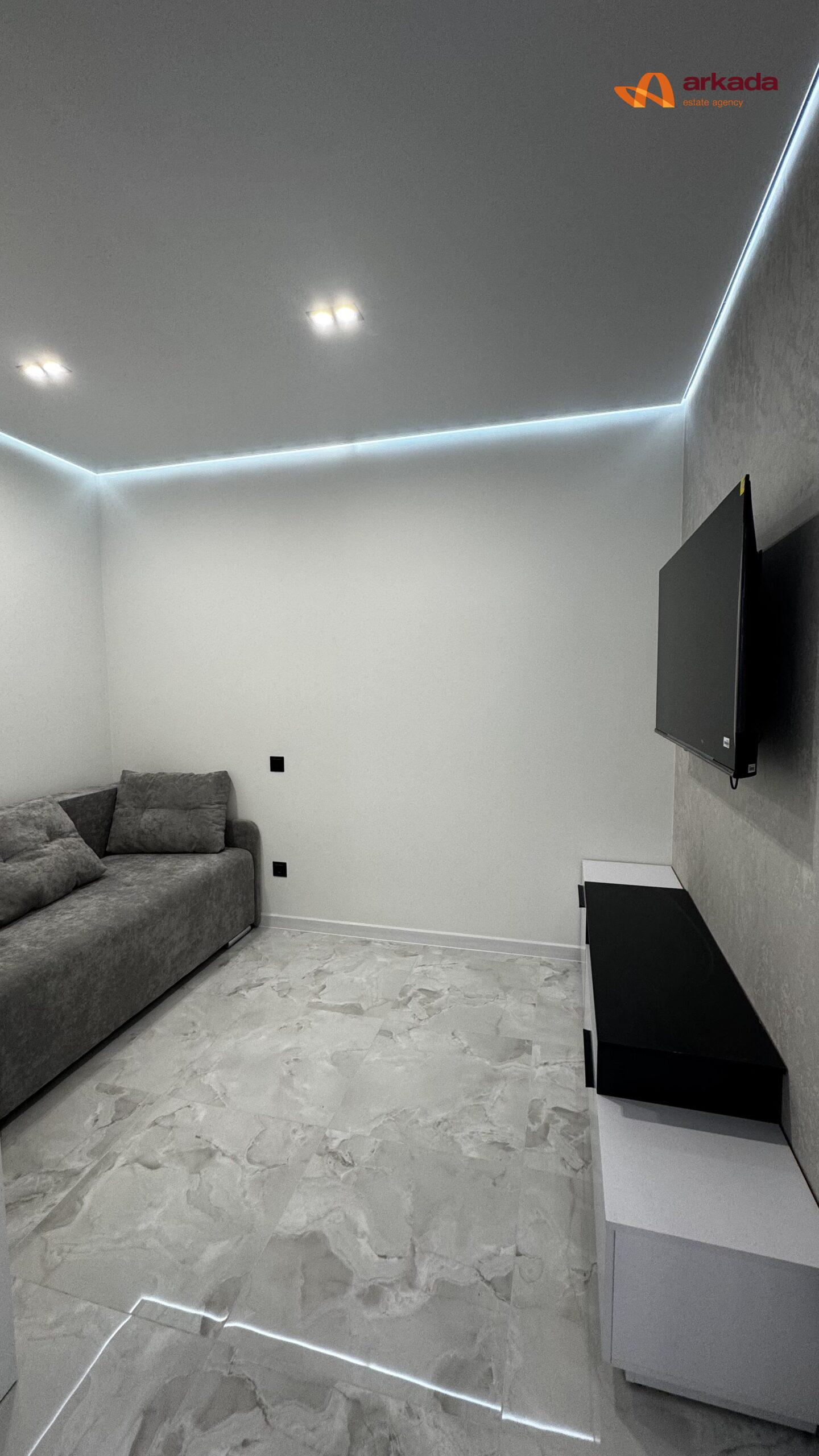 1,5кім в центрі, ЖК Княгинин