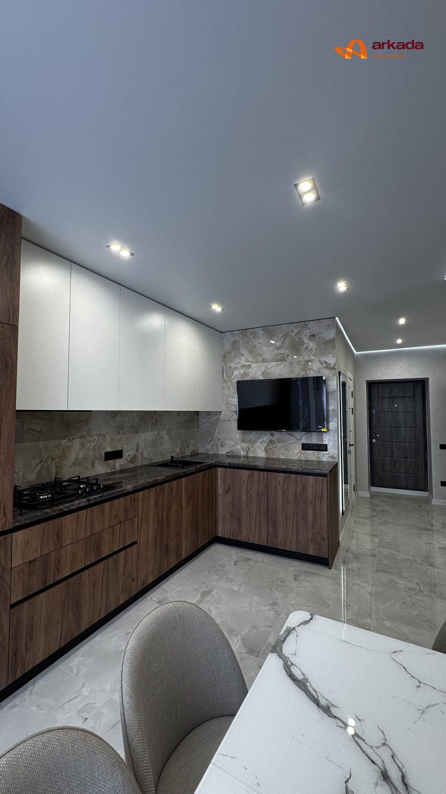 1,5кім в центрі, ЖК Княгинин