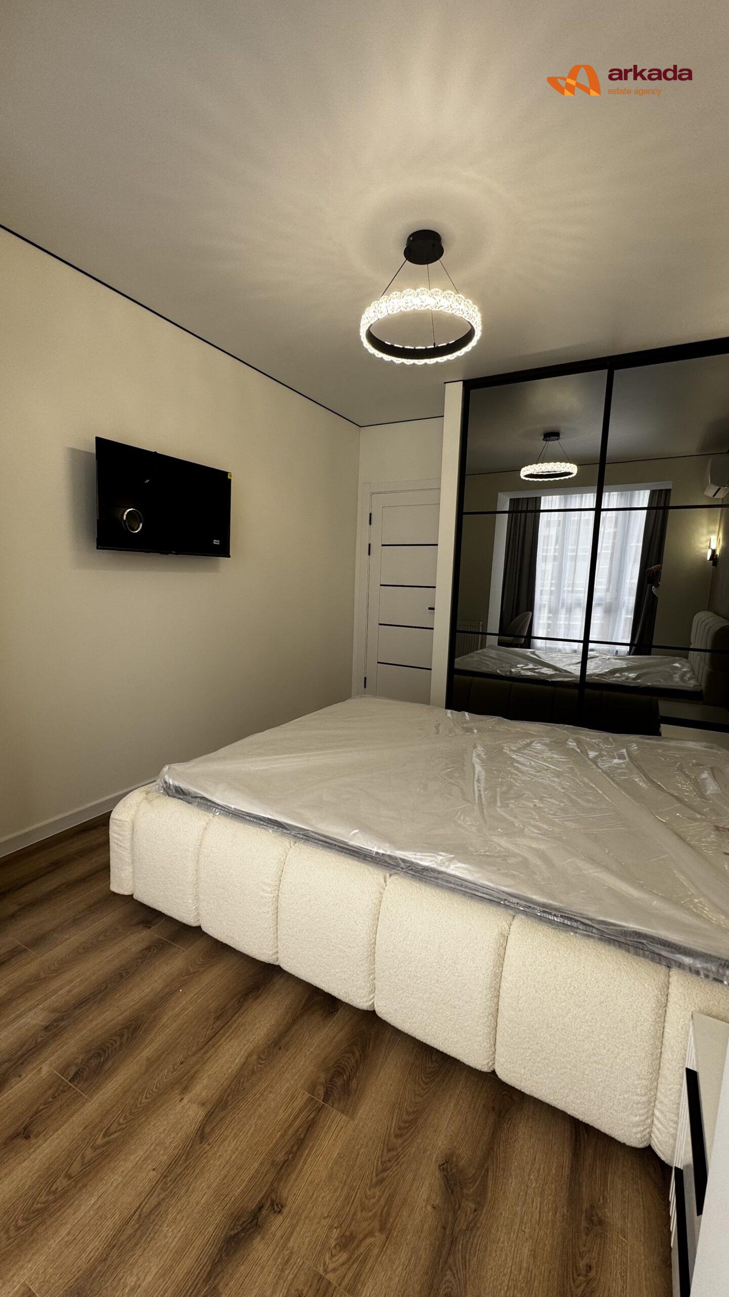 1,5кім в центрі, ЖК Княгинин