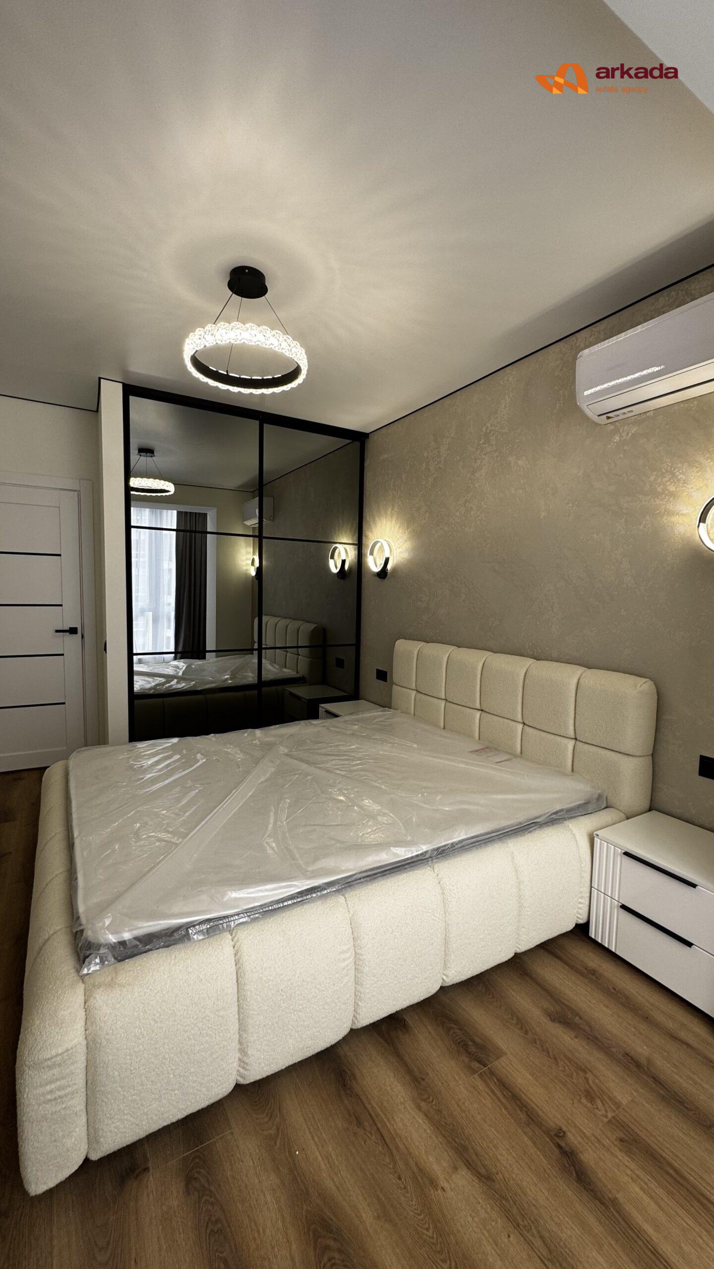 1,5кім в центрі, ЖК Княгинин