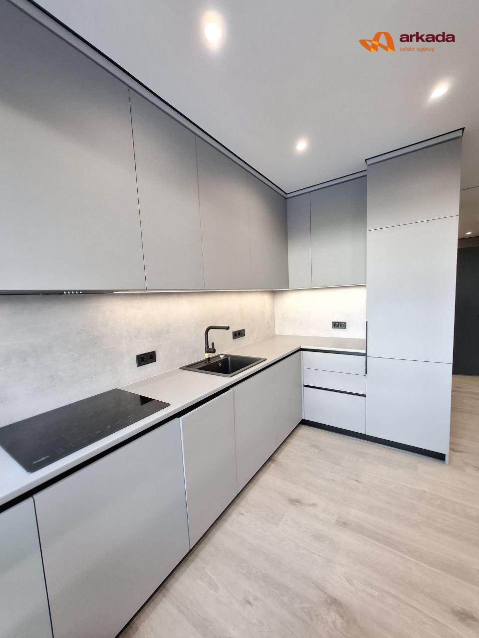 Продаж квартири  з ремонтом ЖК Манхетен