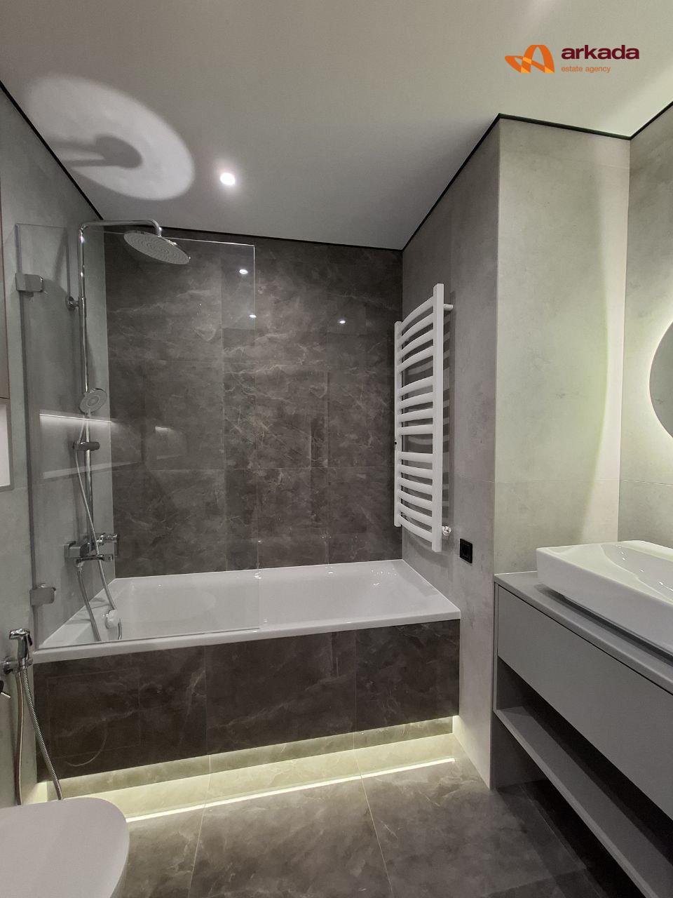 Продаж квартири  з ремонтом ЖК Манхетен